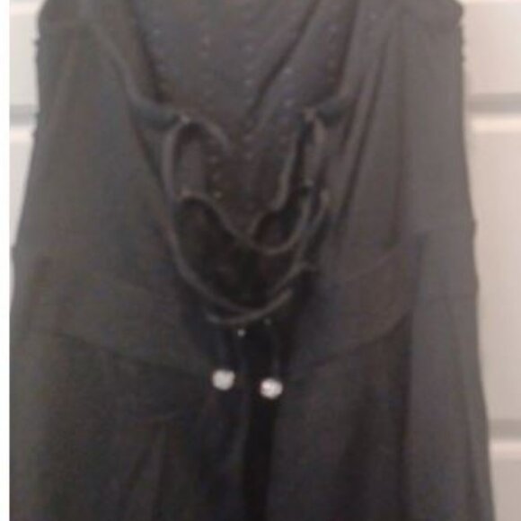 SOLD ON A DIFFERENT PLATFORM! - Picture 5 of 8